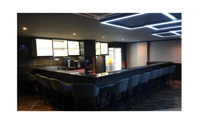 Christee Suites Hotel