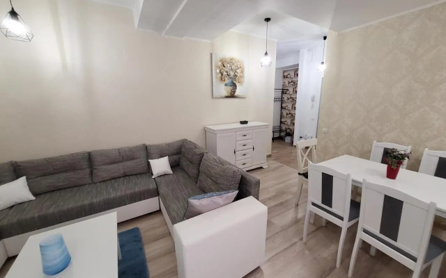 Morii Lake Apartment