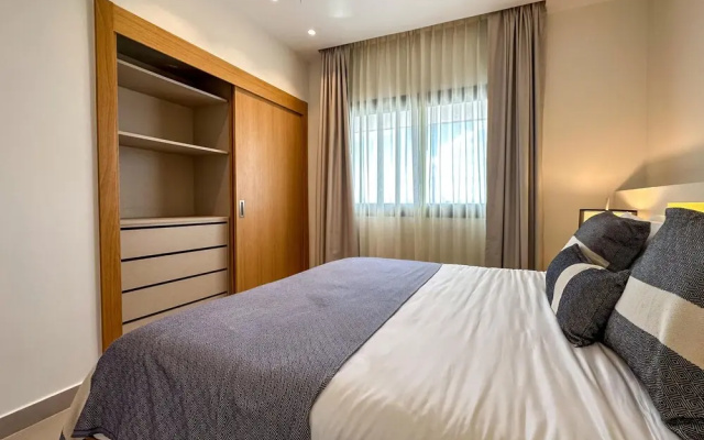 Fantastic Penthouse at Golf Course