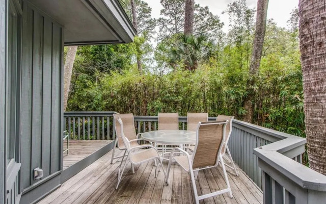 Sandhill Crane 16 by RedAwning