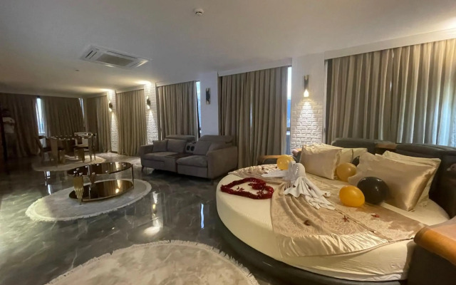 Le Luxe suites hotel & SPA