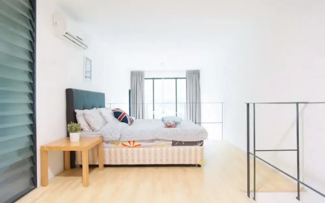 Empire Soho by SYNC
