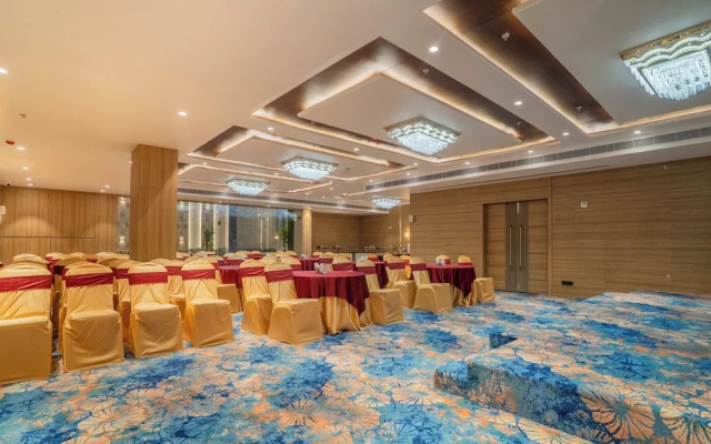 Royal Prime - A City Center Botique Hotal in Jaipur