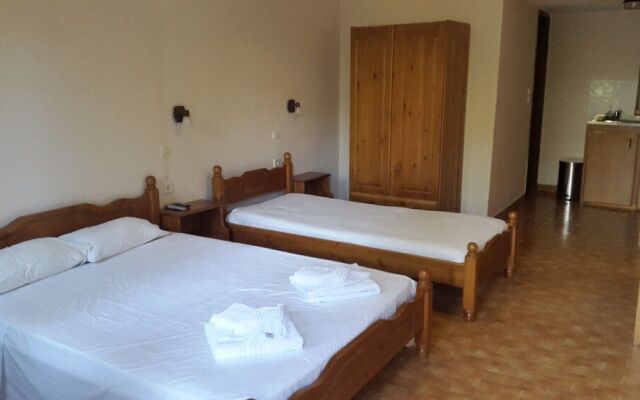 Stelios Rooms