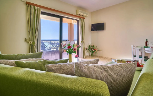 Отель Nanakis Beach