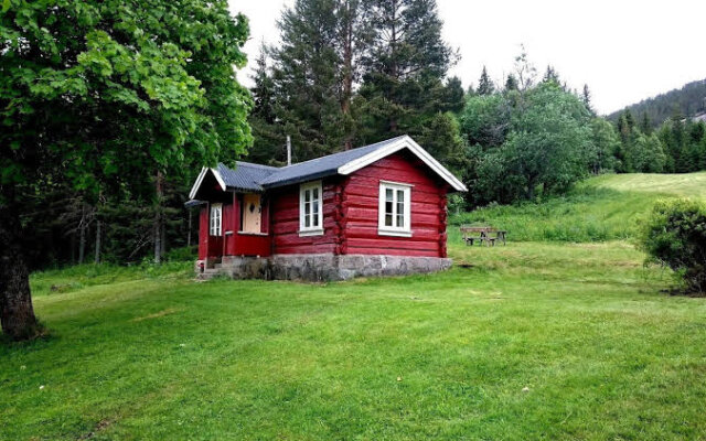 Telemark Camping & Inn-Campground Cabins