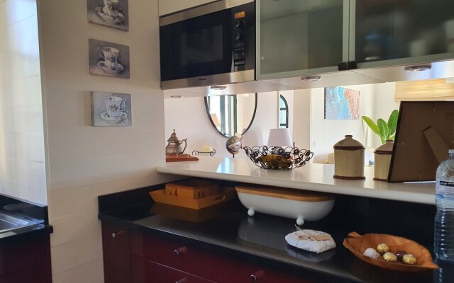 Luzia's Apartment - 2 Bedroom Apartment Sleeps 4
