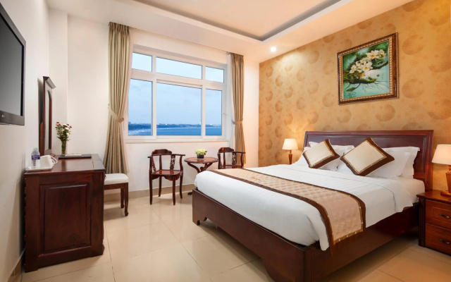 Corvin Hotel – Guest Rooms – Vung Tau