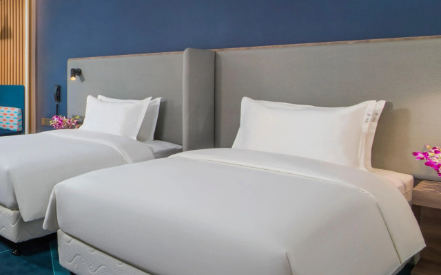 Holiday Inn Express Shanghai Xuhui Binjiang by IHG