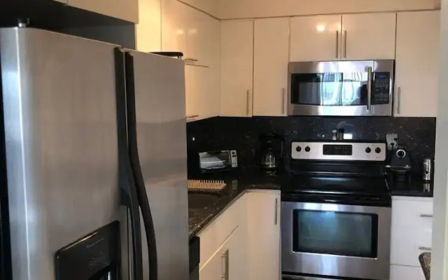 Golden Isles Suite 315