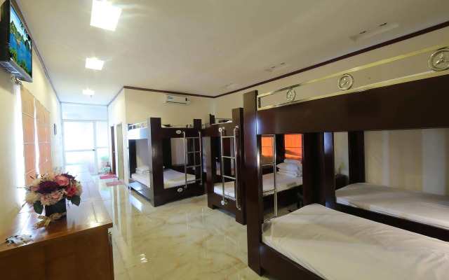 Hanoi Starlight Boutique Hotel