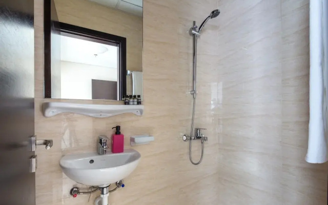 Rich & Vibrant 2BR With Study in Downtown Dubai