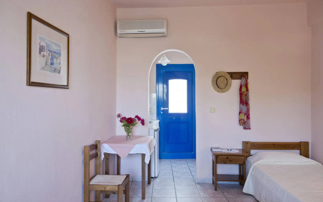 Stefano Apartments