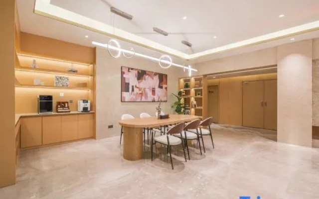 Wassim Hotel (Huanglong Jiuzhaigou High-speed Rail Station Store)