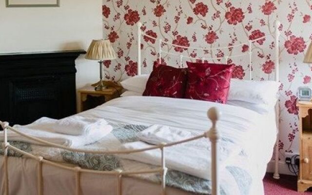 The George Hotel