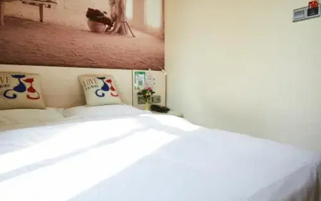 Starry Hotel