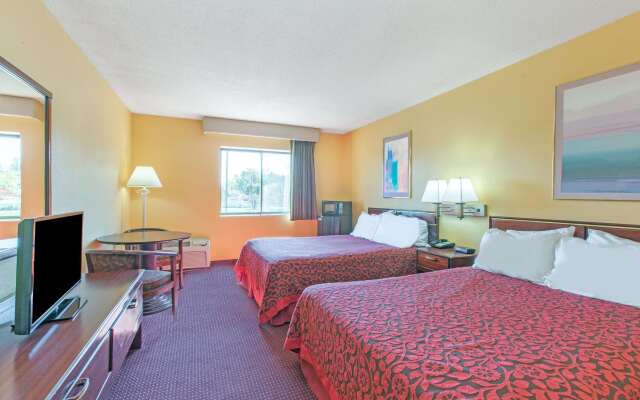 Days Inn by Wyndham Canastota/Verona