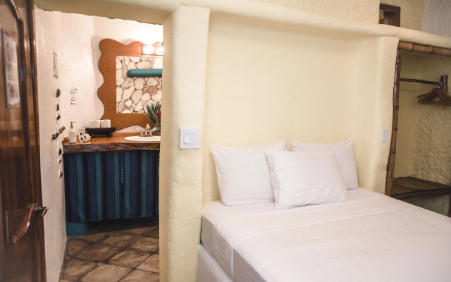 Tranquilseas Eco Lodge & Dive Center