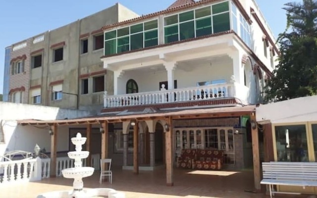Villa Des Gens Heureux