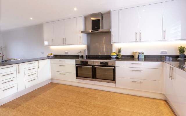 Bright House - Bracklesham Bay