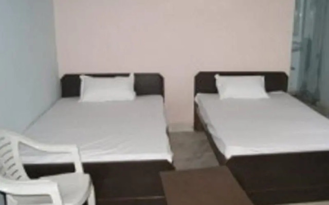 Khandela Paying Guest House