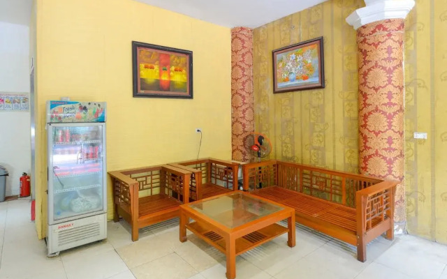 OYO 296 Amely Hotel
