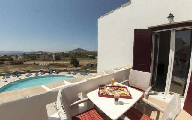 Naxos Mare Studios