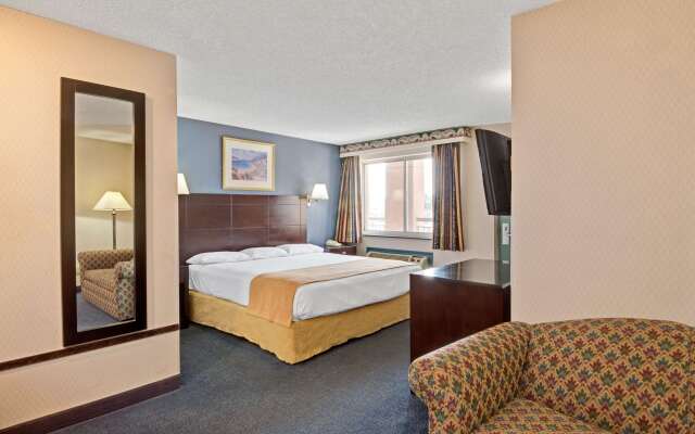 Super 8 by Wyndham Milford/New Haven