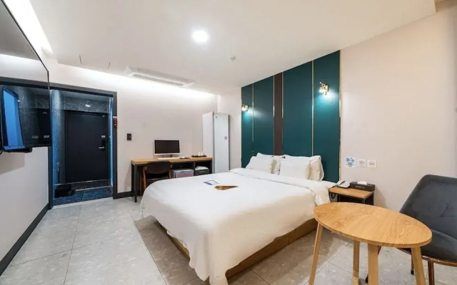 T7 Hotel Unmanned Tel Everland Branch