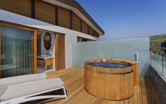 The Setai Sea of Galilee
