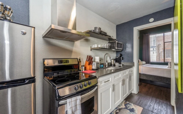 Kasa The Oxford Seattle