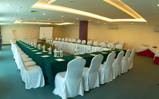 Grand Suka Hotel