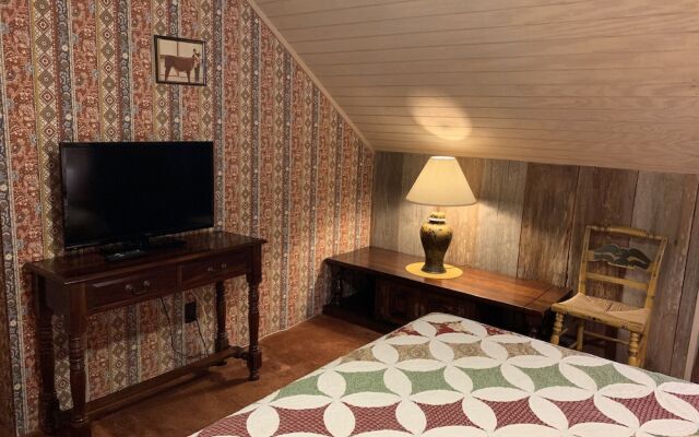 Kuebler Waldrip Haus B&B