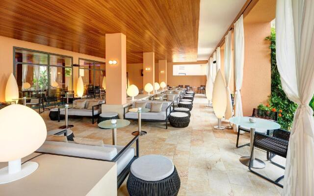 Hipotels Barrosa Palace & SPA