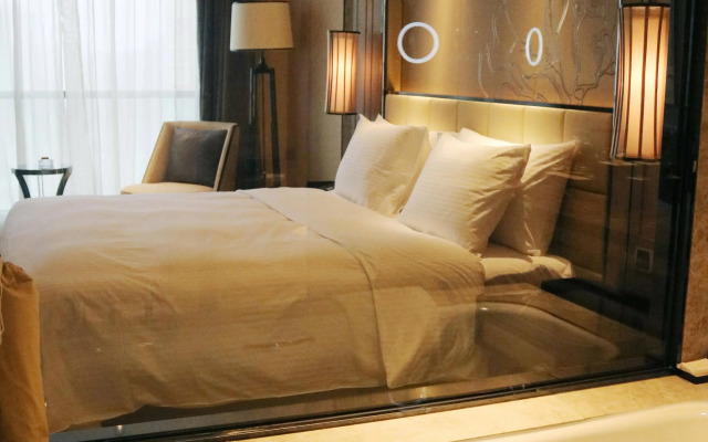 Fuyang Wanda Realm Hotel