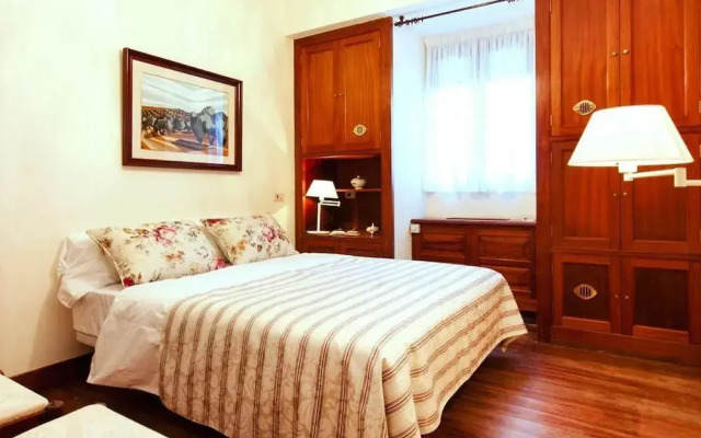 Luxurious Villa Oasis in Santa Brigida
