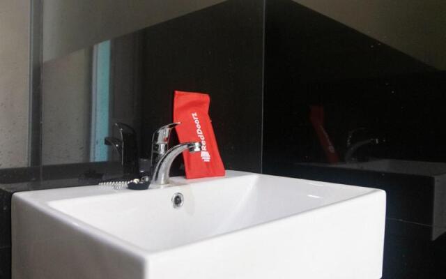 Formerly RedDoorz Plus Kantor Bupati Banyuwangi