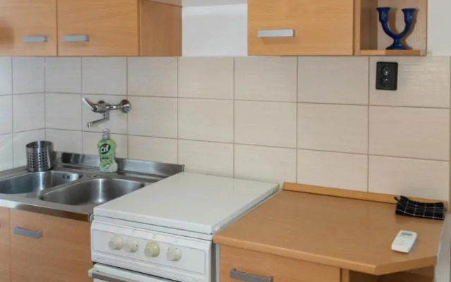 FausztLand Apartments