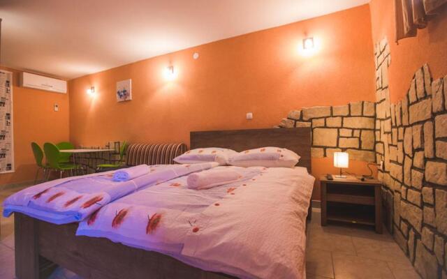 Apartments Sanic 518