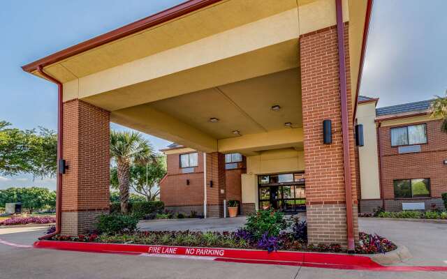 Quality Inn West Plano - Dallas