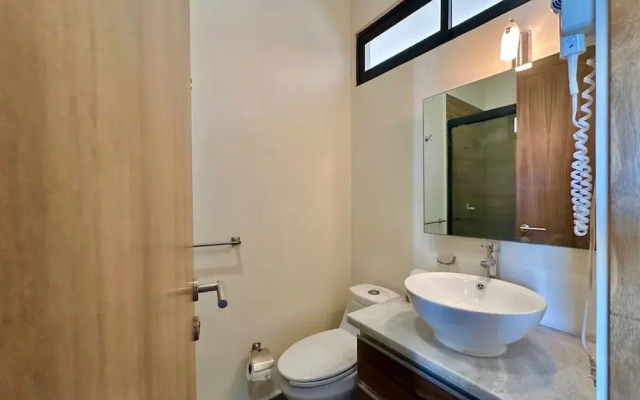 Torre Mittah Ocean Views & Tranquility