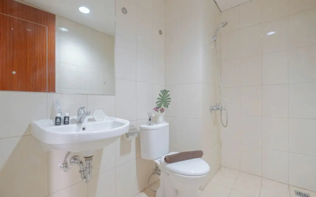 Cozy Living 2Br Apartment At Vittoria Residence