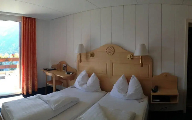 Hotel Bellevue - Traditional Swiss Hideaway