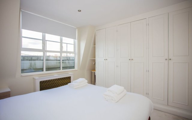 Stylish 2 Bedroom Flat In Prime Kensington
