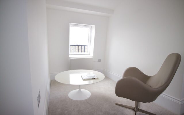 Bedroom Flat in Heart of London