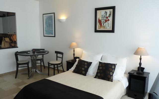 Two Bedroom Martinez Croisette