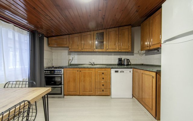 Cozy and Central Flat in the Heart of Levent