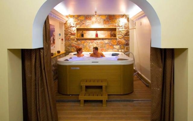 Hotel Iris