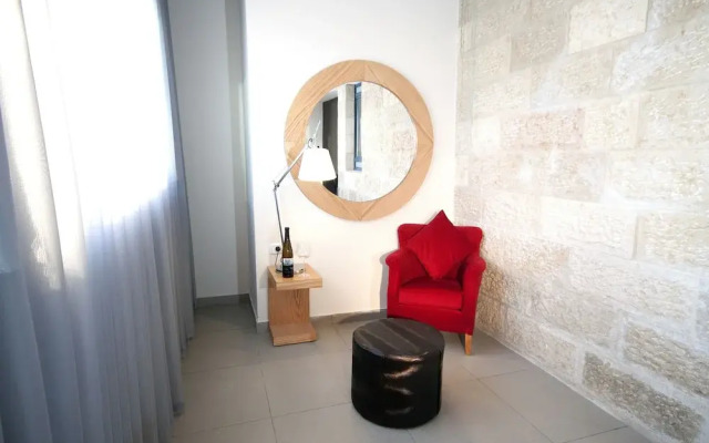 Hillel 11 Hotel