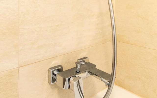 Newly renovated, Full Equipped and Quiet Apartment